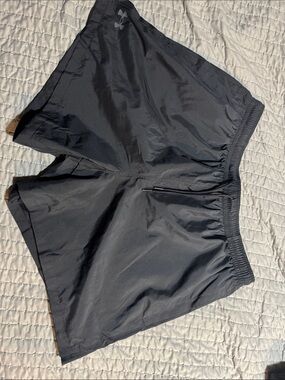 Under Armour Black Men's Swim Hybrids
